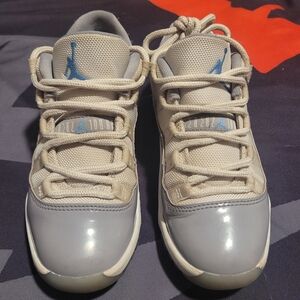 Jordan Kids Sneakers in Gray and Cream with Blue Accents